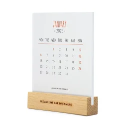 Calendario con Base in Legno - 2025
