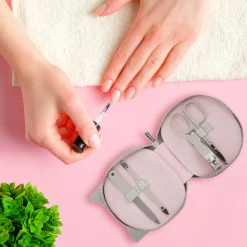 Kit Manicure - But First, Nails!