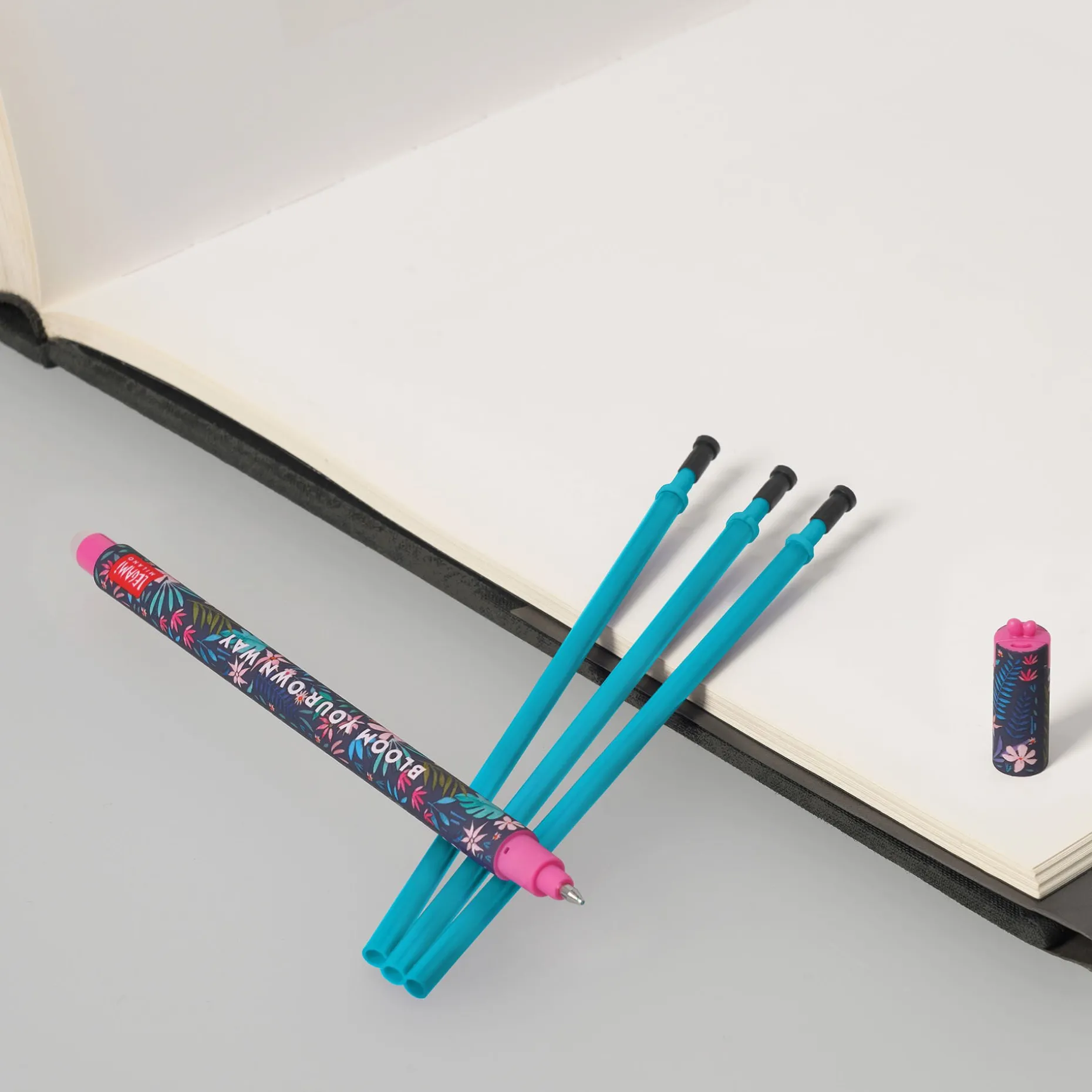Set Penna Cancellabile Flora con Refill Turchese